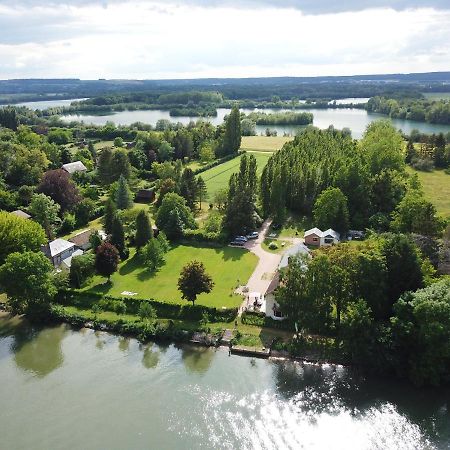 Вилла Clairseine Tournedos-sur-Seine Экстерьер фото