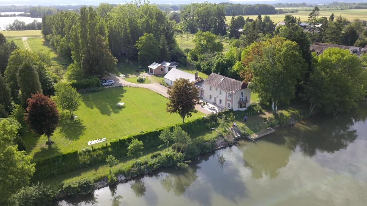 Вилла Clairseine Tournedos-sur-Seine Экстерьер фото